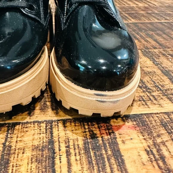 GIANNI BINI BLACK LUG SOLE CHUNKY COMBAT RUBBER RAIN BOOT WITH LACES - Picture 11 of 11